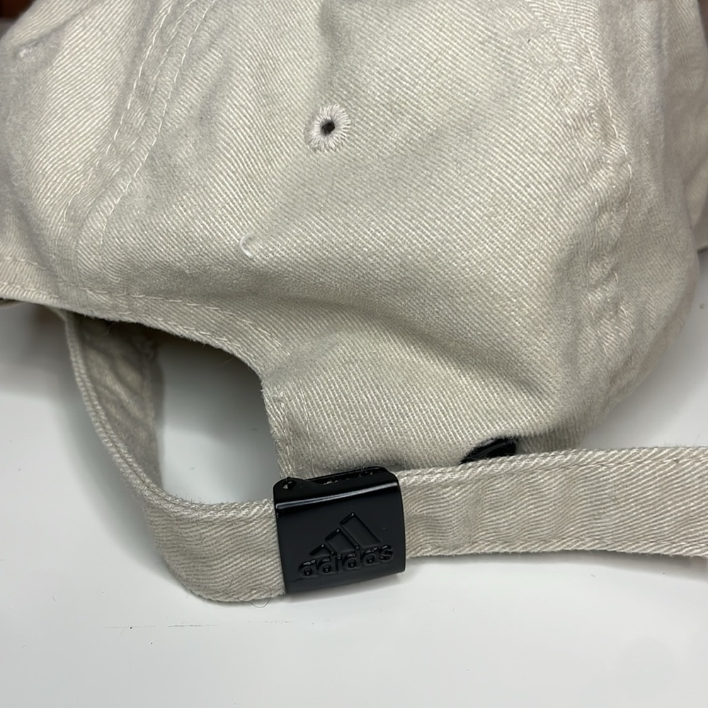 Adidas hat - Picture 3 of 5